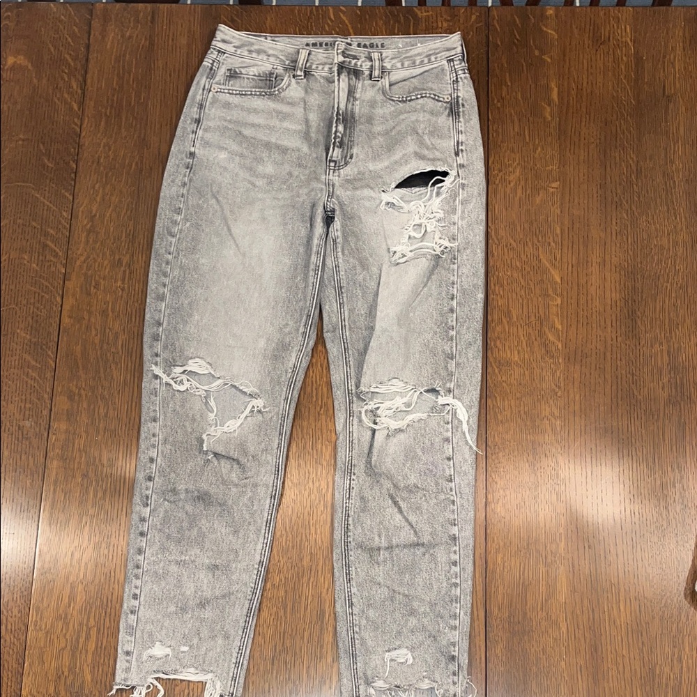 American Eagle Outfitters Gray Distressed Straight Leg Jeans